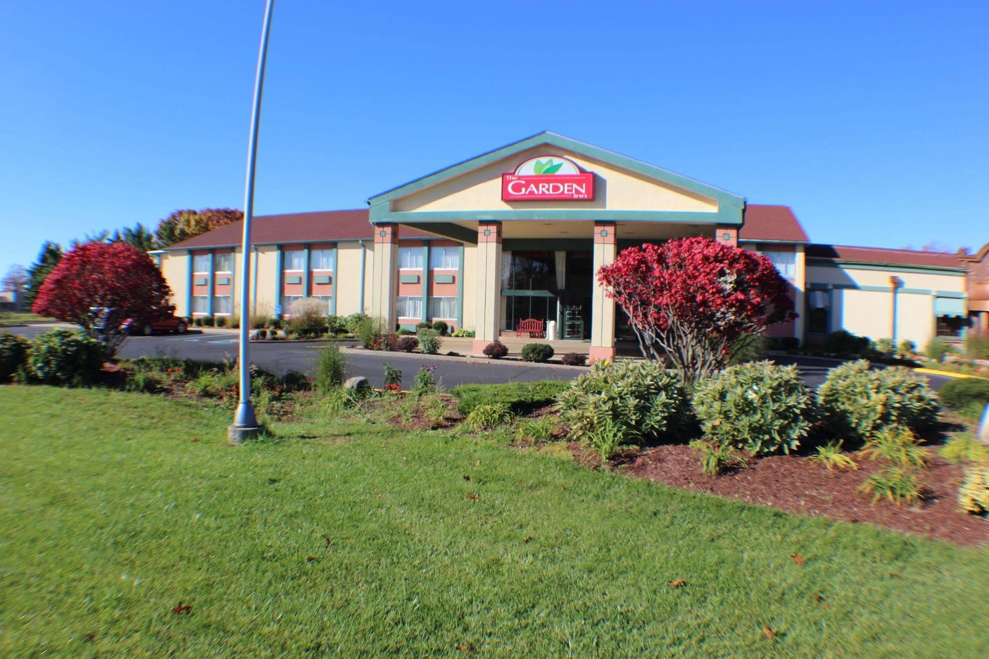 The Garden Inn Elkhart Exteriör bild